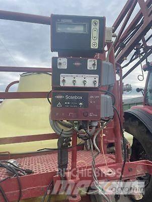 Hardi Commander 2200 牽引式噴霧機