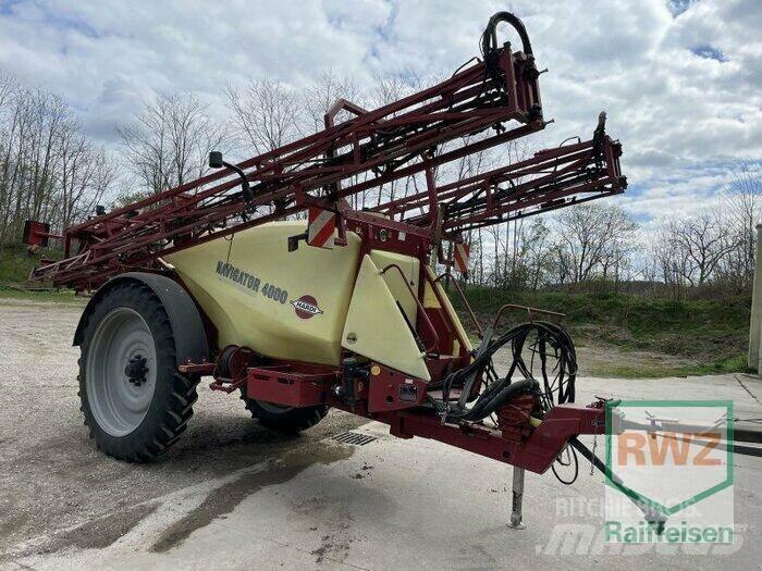 Hardi Navigator 4000 牽引式噴霧機