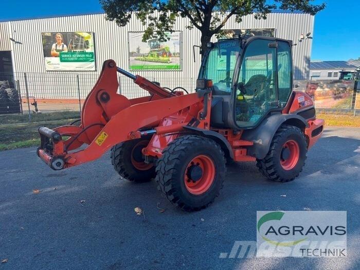 Hitachi ZW 95 輪胎式裝載機