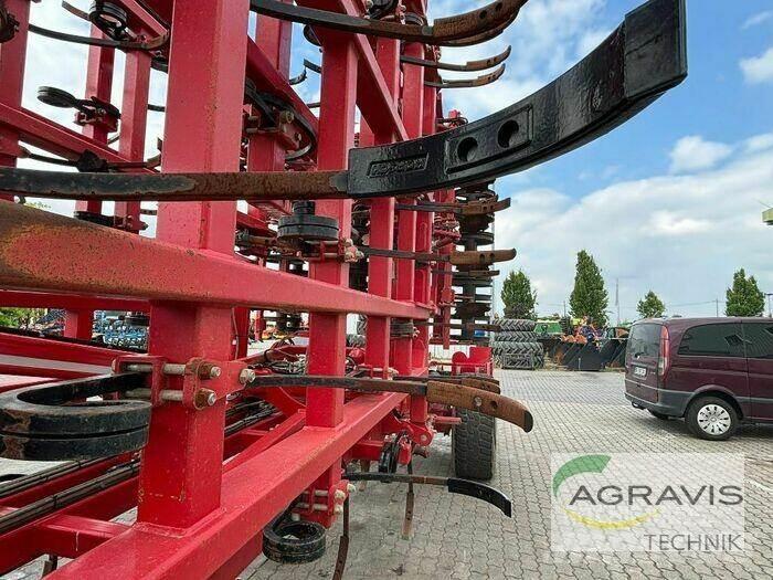 Horsch CRUISER 12 XL 中耕管理機