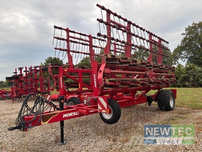 Horsch CULTRO 12 TC 中耕管理機
