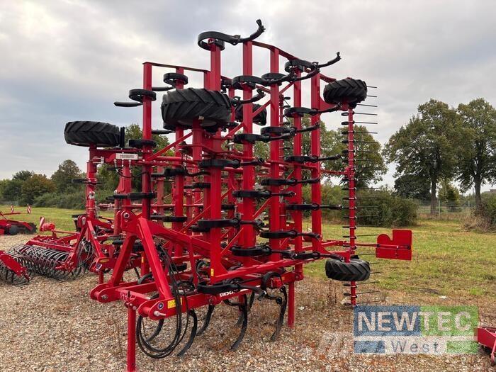 Horsch FINER 7 SL 中耕管理機