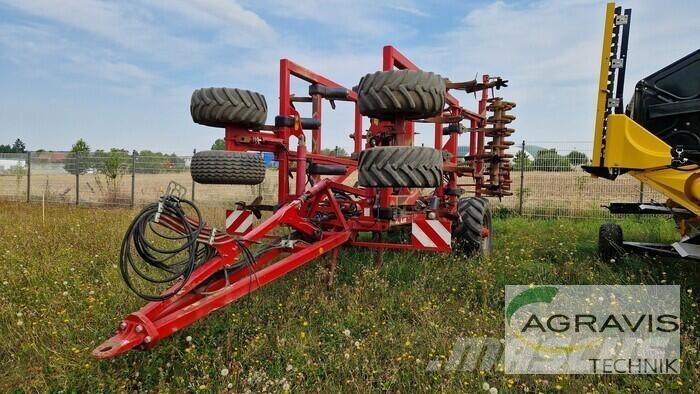 Horsch TERRANO 6 FM 中耕管理機