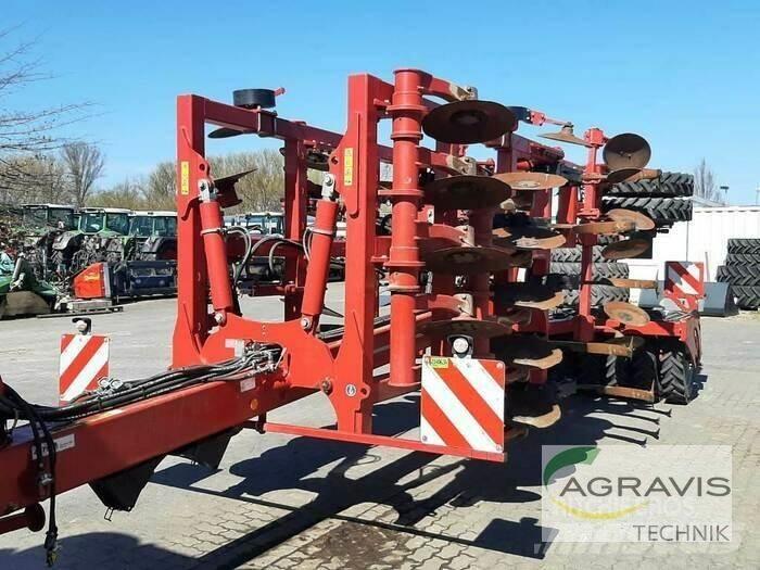 Horsch TIGER 4 MT 中耕管理機