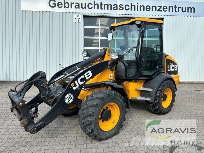 JCB 409 輪胎式裝載機
