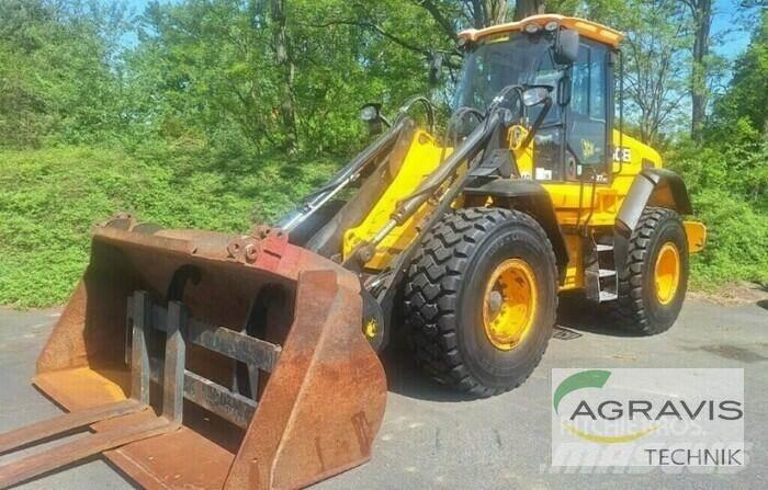 JCB 437 HT 輪胎式裝載機