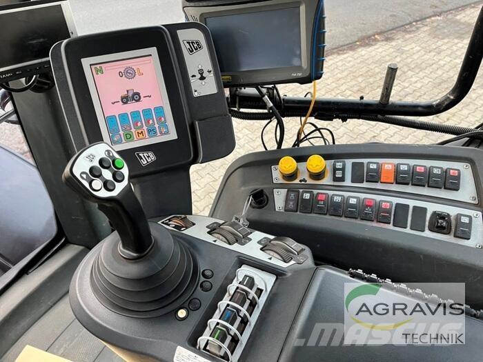 JCB 8310 農業用伸縮臂裝載機