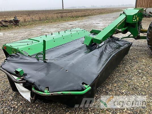 John Deere 328 A 割草劑