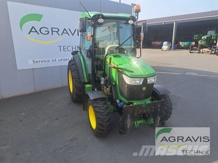 John Deere 4066 R 曳引機