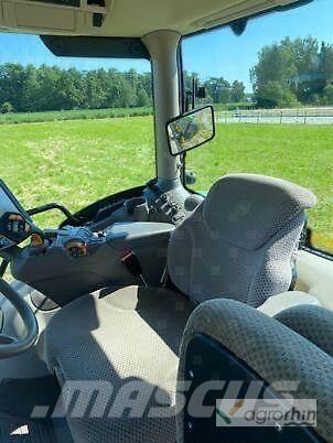 John Deere 6130R 曳引機