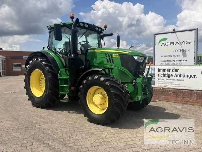 John Deere 6215 R 曳引機