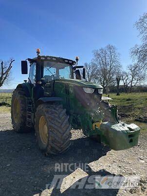 John Deere 6250R 曳引機