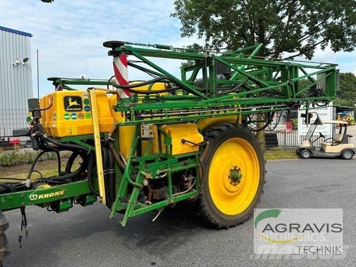 John Deere 632 牽引式噴霧機