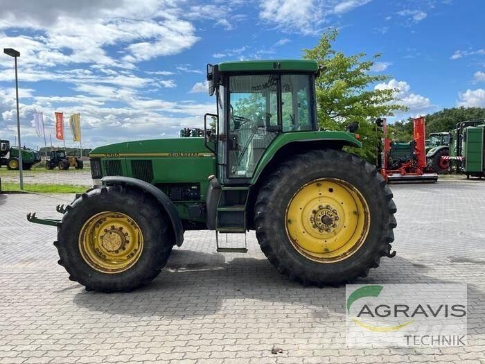 John Deere 7700 曳引機