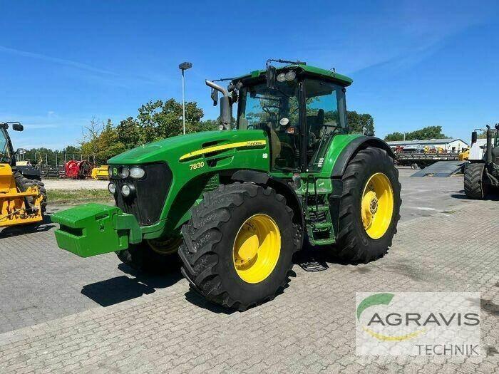John Deere 7830 曳引機