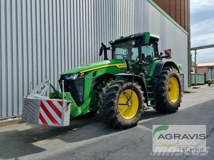 John Deere 8310 R 曳引機