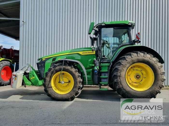 John Deere 8310 R 曳引機