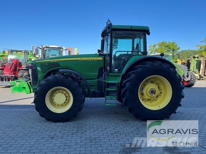 John Deere 8320 曳引機