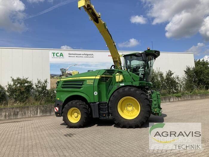 John Deere 8600 I 自走式飼料採集機