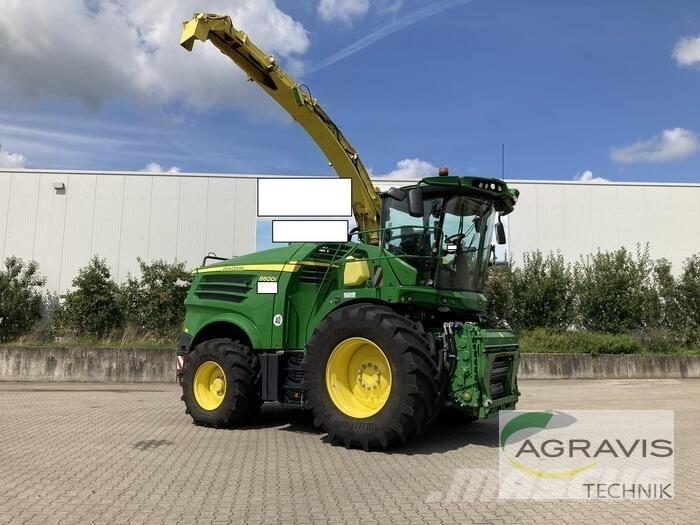 John Deere 8600 I 自走式飼料採集機