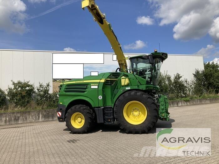 John Deere 8600 I 自走式飼料採集機
