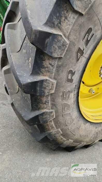 John Deere 8R 310 曳引機