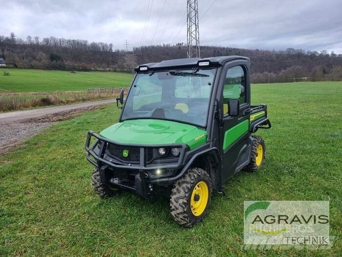 John Deere GATOR 小型曳引機