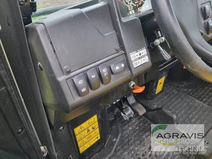 John Deere GATOR 小型曳引機
