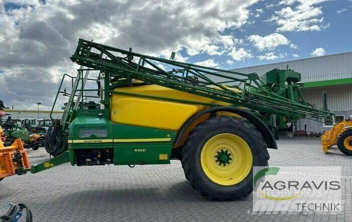John Deere R 962I 牽引式噴霧機