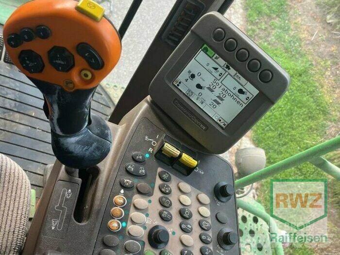 John Deere T560 聯合收穫機