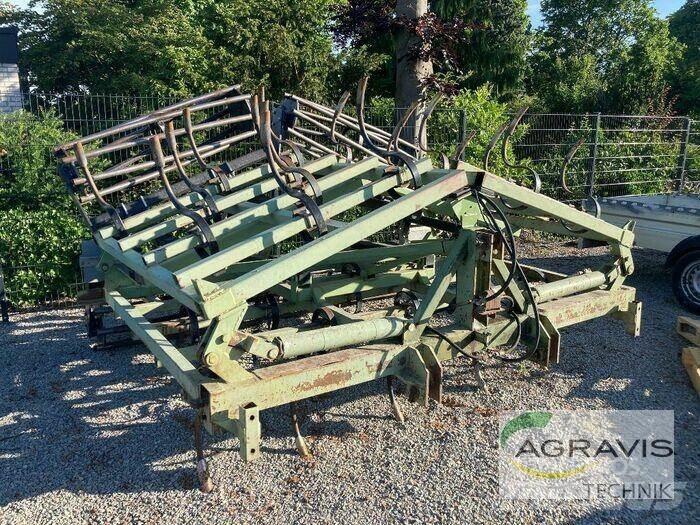 Kerner FEDERZINKENEGGE 耙車