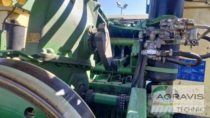 Krone BIG PACK 120-80 方形打捆機
