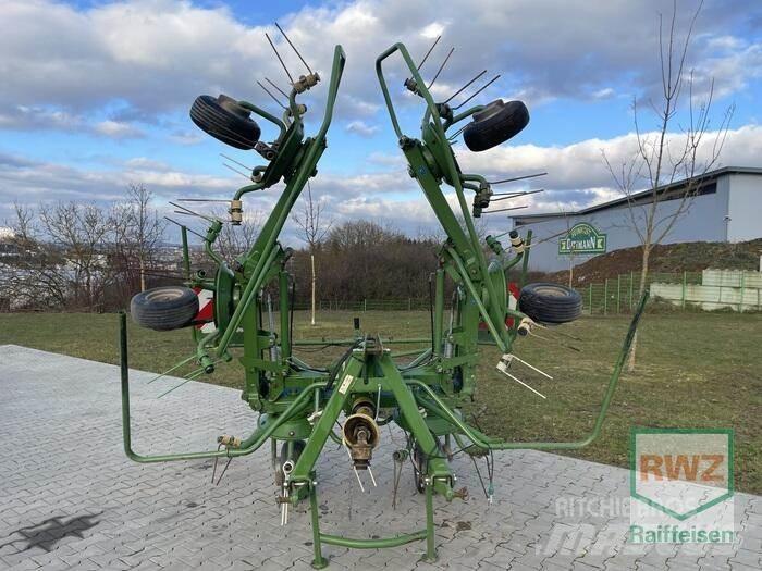 Krone KW 6.02/6 耙與翻草機