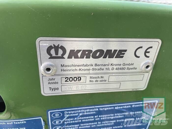 Krone KW 6.02/6 耙與翻草機