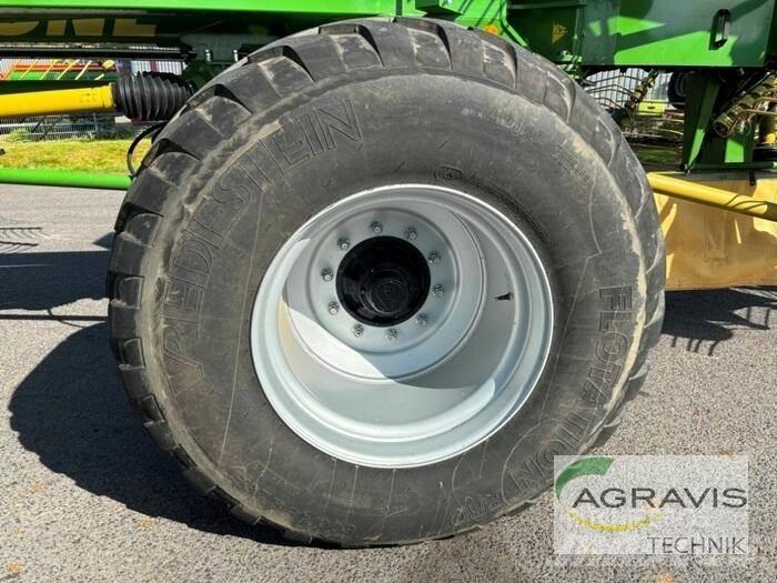 Krone SWADRO 2000 耙與翻草機