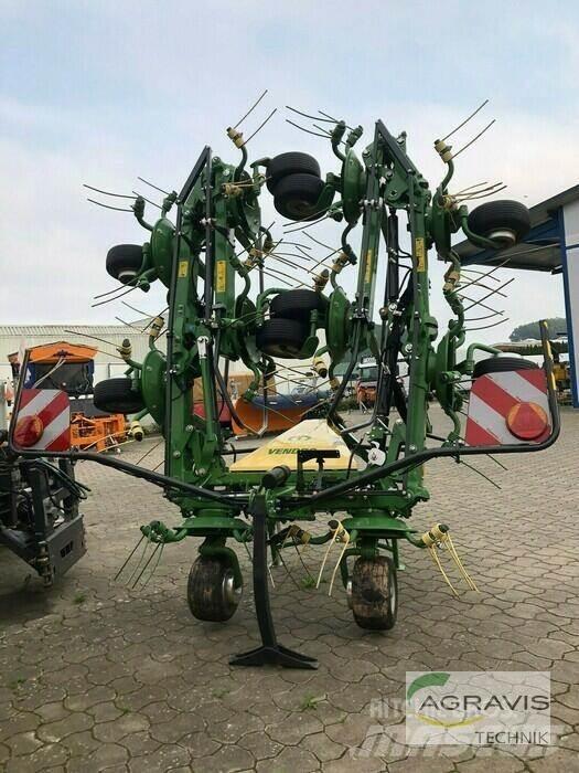 Krone VENDRO 1020 耙與翻草機