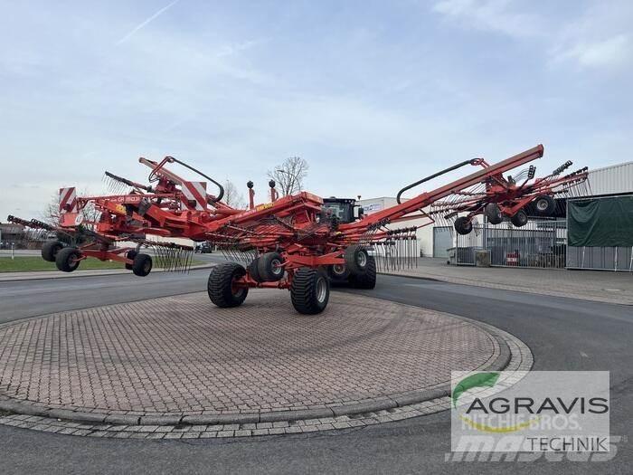 Kuhn GA 15031 耙與翻草機