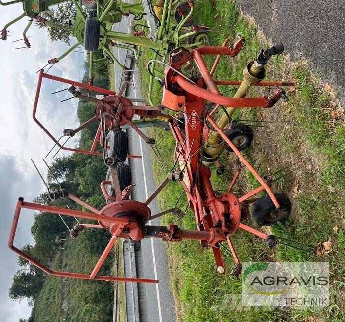 Kuhn GF 4201 MH 耙與翻草機