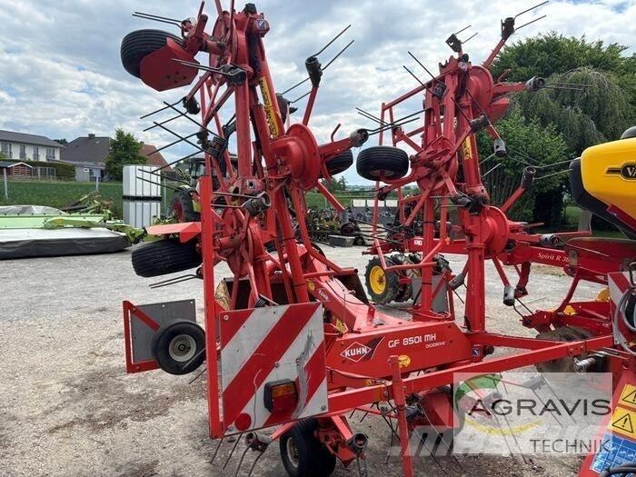 Kuhn GF 8501 MH 耙與翻草機