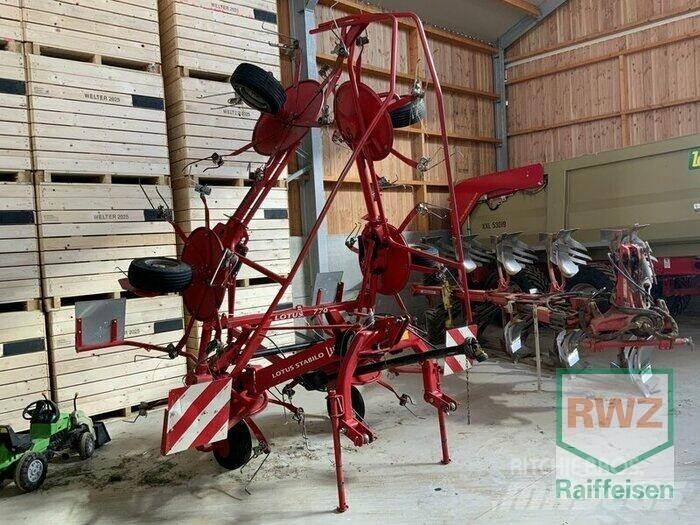 Lely Lotus 770 耙與翻草機