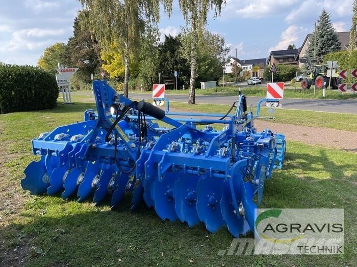 Lemken RUBIN 10/300 U 耙車