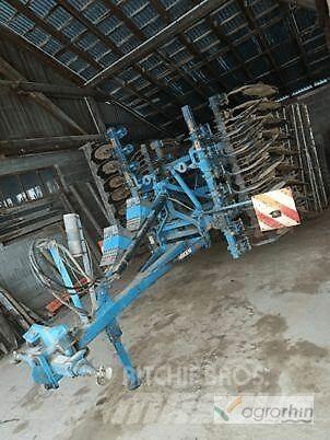 Lemken RUBIN 9/400 KUA 耙車