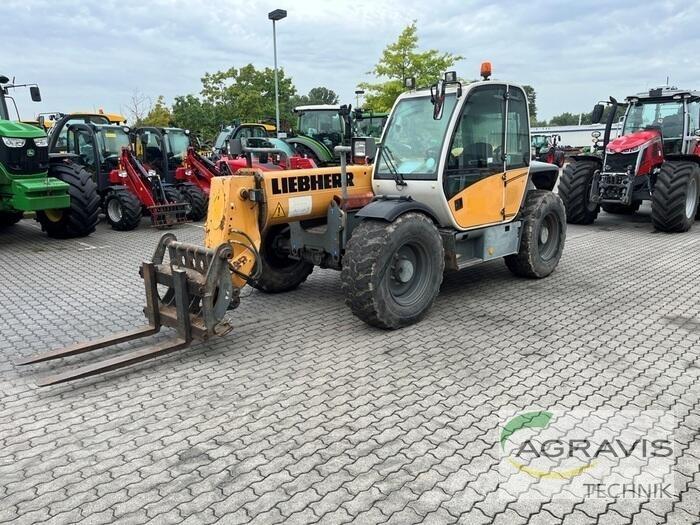 Liebherr TL 445-10 農業用伸縮臂裝載機