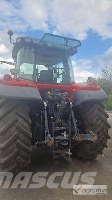 Massey Ferguson 6714 S 曳引機