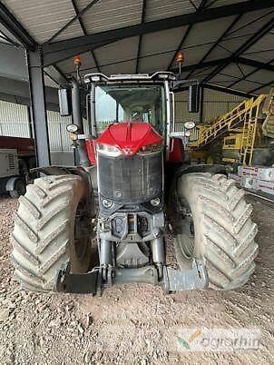 Massey Ferguson 8S245 曳引機