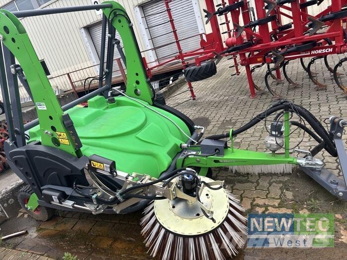 Matev AKM 140/600 掃倉機