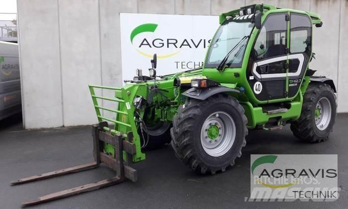 Merlo TF 42.7-140 農業用伸縮臂裝載機