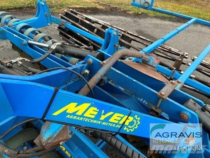 Meyer KSE 550 耙車