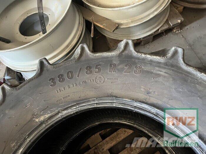 Mitas 380 85 28 輪胎、車輪和輪圈