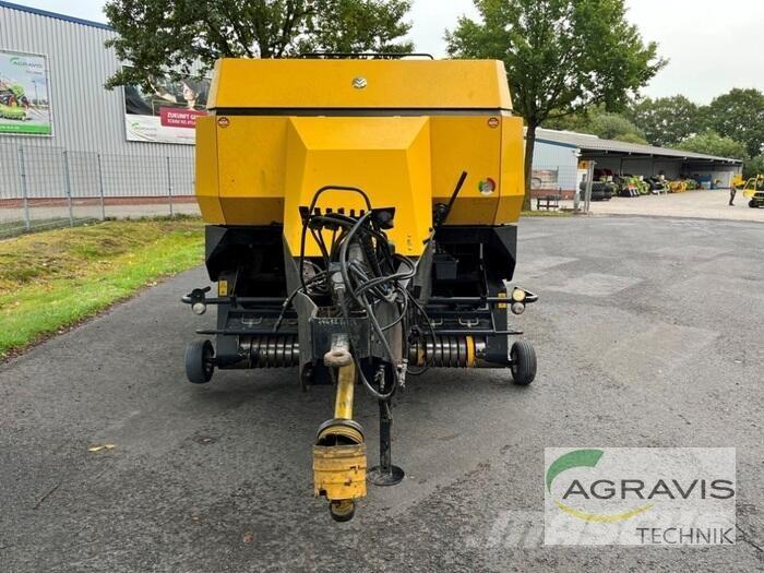 New Holland BB 940 方形打捆機